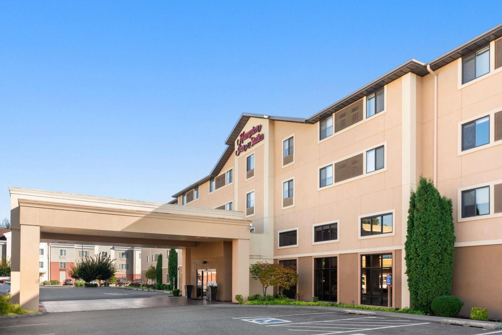 Hampton Inn & Suites Берлінґтон Екстер'єр фото