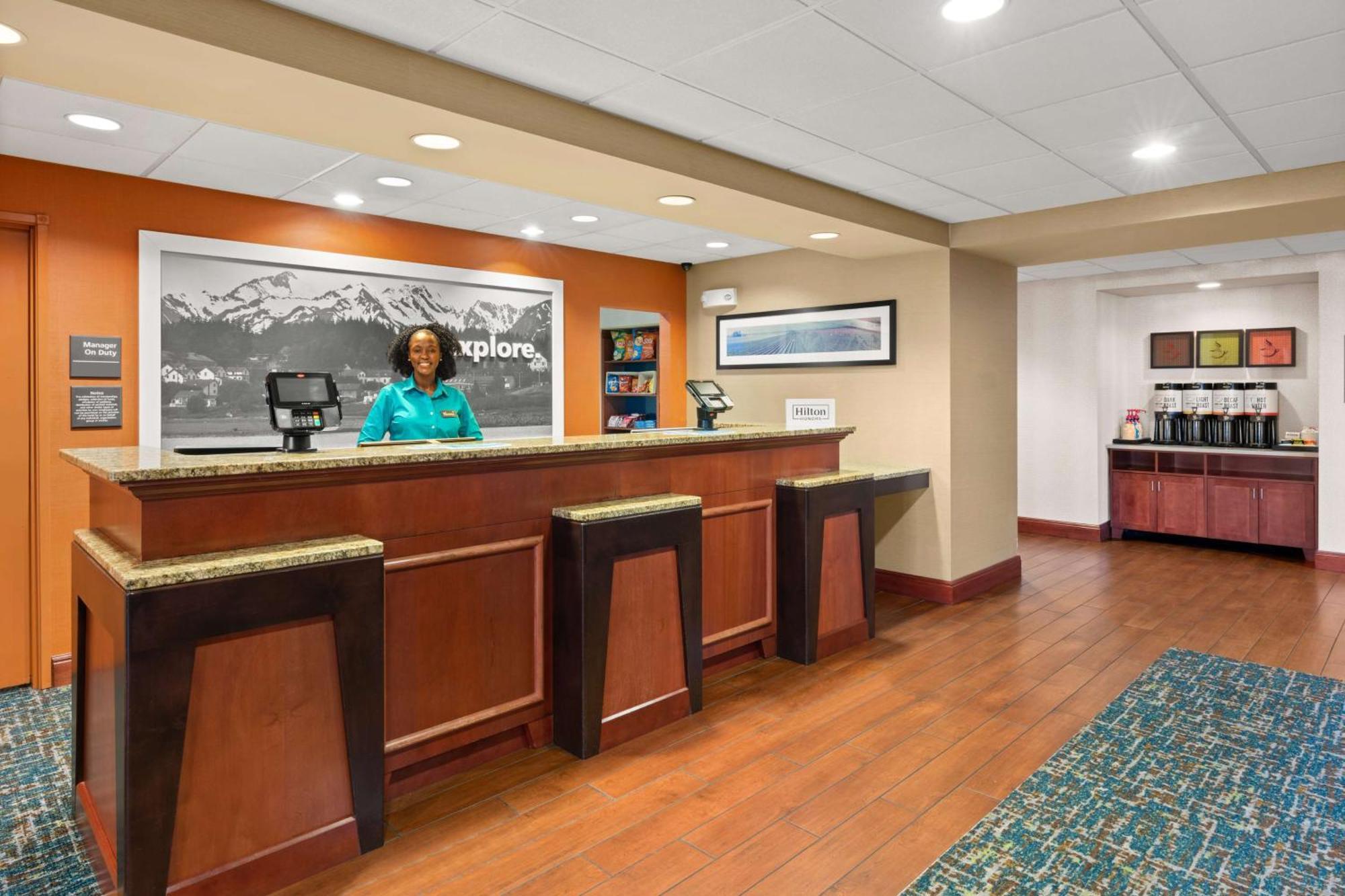 Hampton Inn & Suites Берлінґтон Екстер'єр фото
