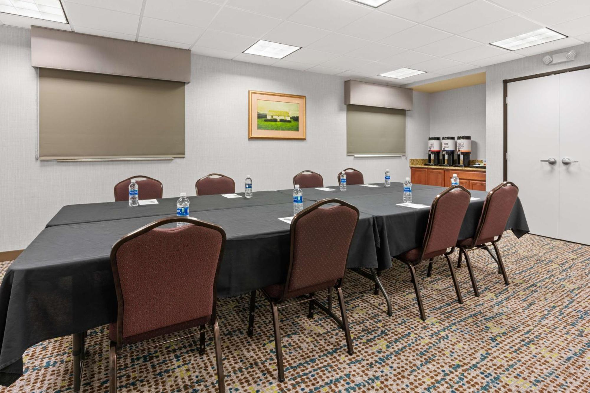Hampton Inn & Suites Берлінґтон Екстер'єр фото