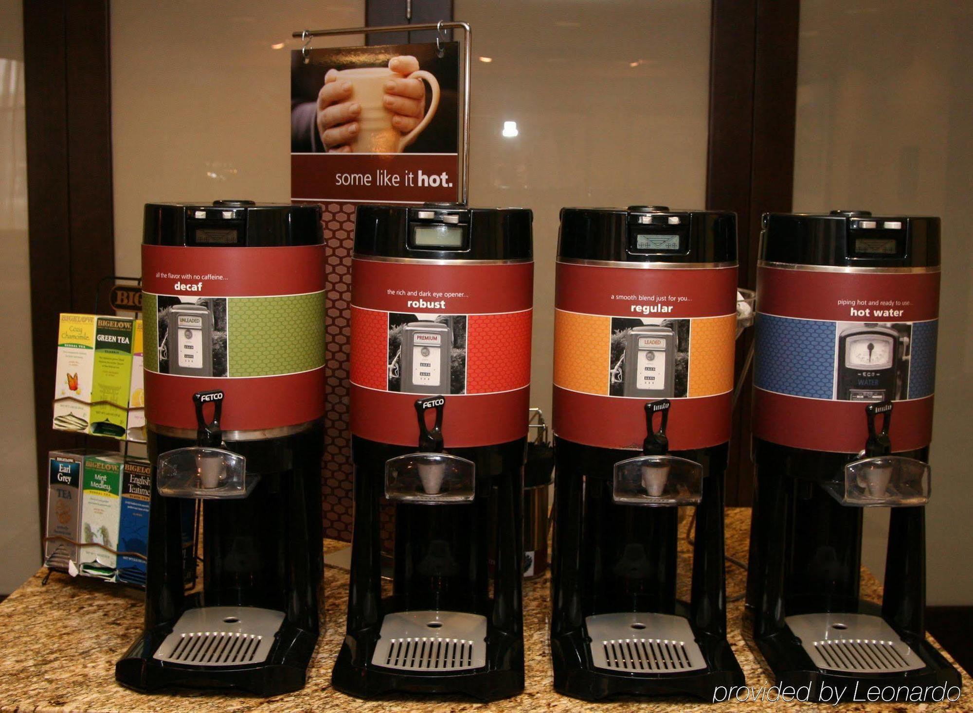 Hampton Inn & Suites Берлінґтон Екстер'єр фото