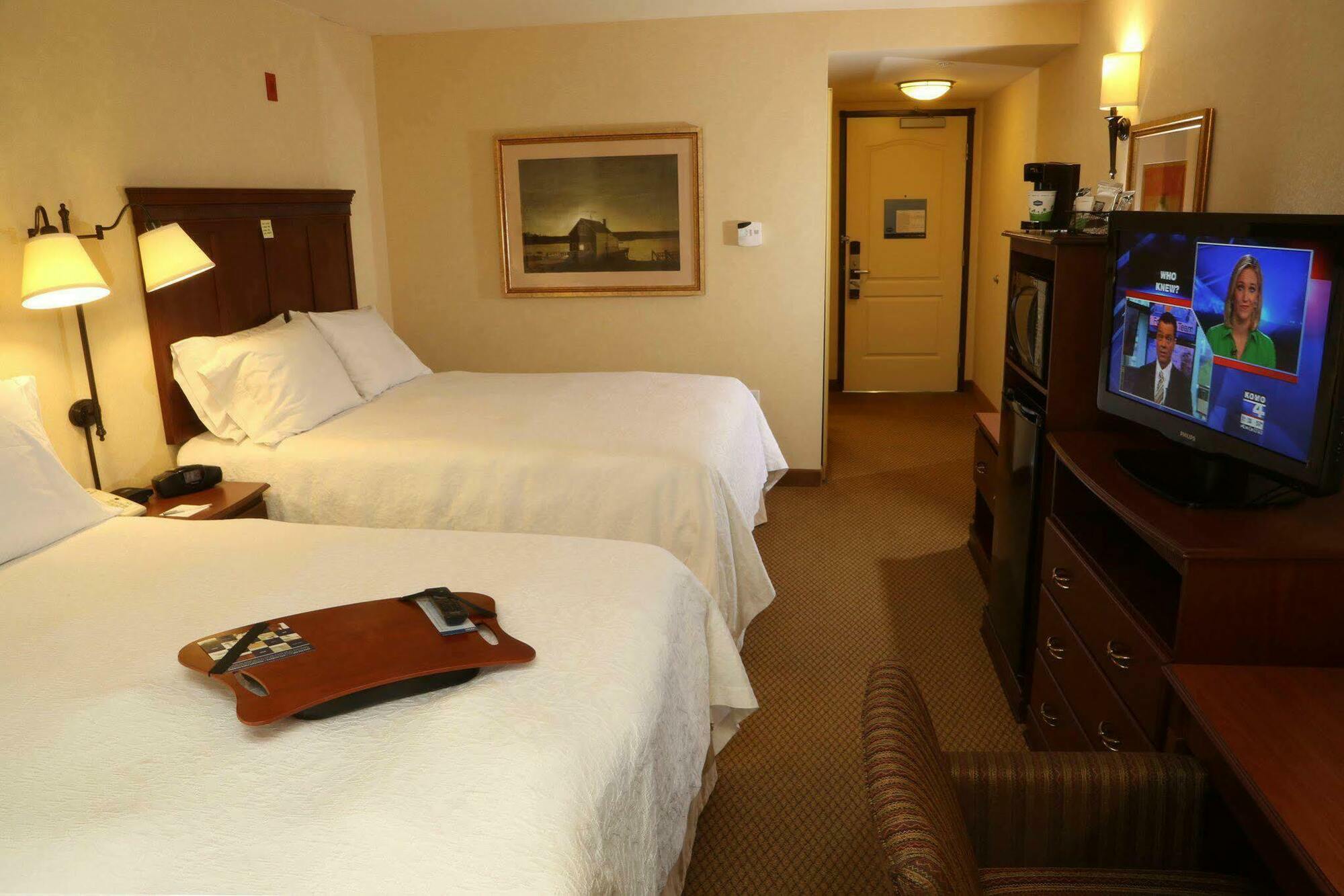 Hampton Inn & Suites Берлінґтон Екстер'єр фото